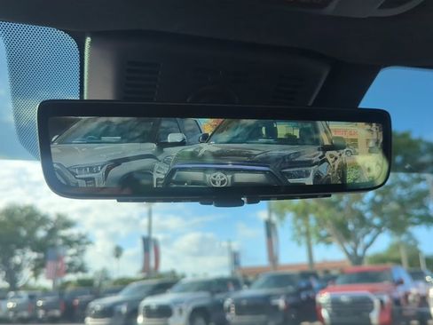 Used 2025 Toyota Crown Signia w/ Advanced Technology Package AWD/4WD image 18