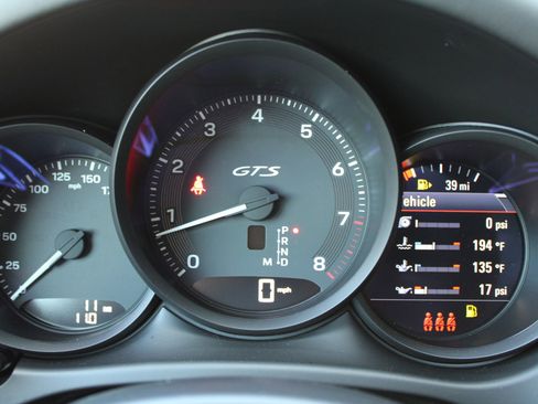 New 2026 Porsche Macan GTS image 16