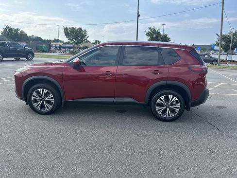 Certified 2023 Nissan Rogue SV w/ SV Premium B Package FWD image 8