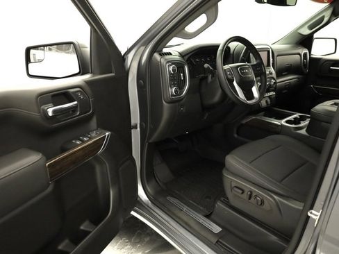 Used 2022 GMC Sierra 1500 Elevation w/ X31 Off-Road Package image 9
