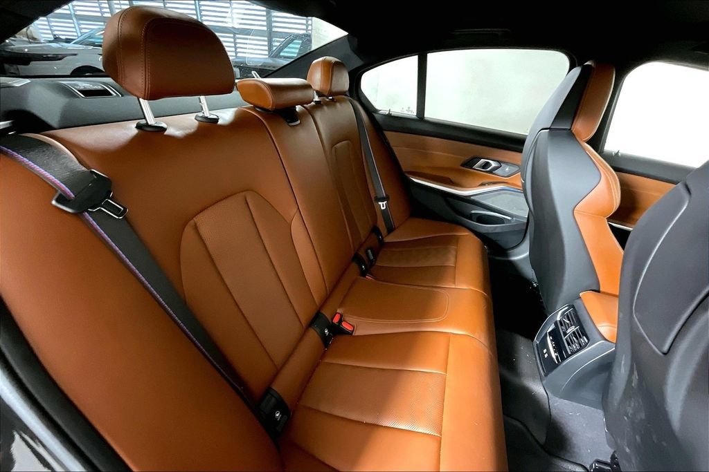 Used 2025 BMW M3 Competition AWD/4WD image 26