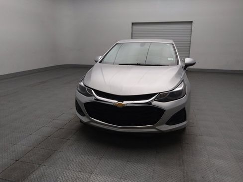 Used 2019 Chevrolet Cruze LT w/ Convenience Package FWD image 15
