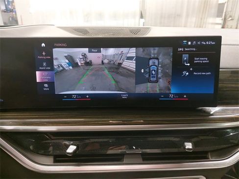 Used 2023 BMW X7 xDrive40i w/ Executive Package image 24