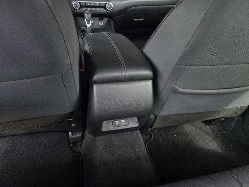 Certified 2025 Nissan Altima 2.5 SV FWD image 11