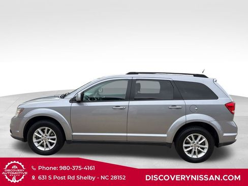 Used 2016 Dodge Journey SXT w/ Comfort/Convenience Group FWD image 9