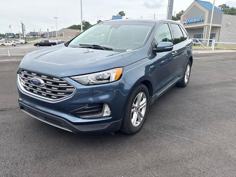 Used 2019 Ford Edge SEL w/ Equipment Group 201A FWD image 2