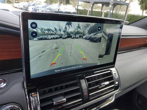 Certified 2022 Lincoln Navigator L Reserve image 28