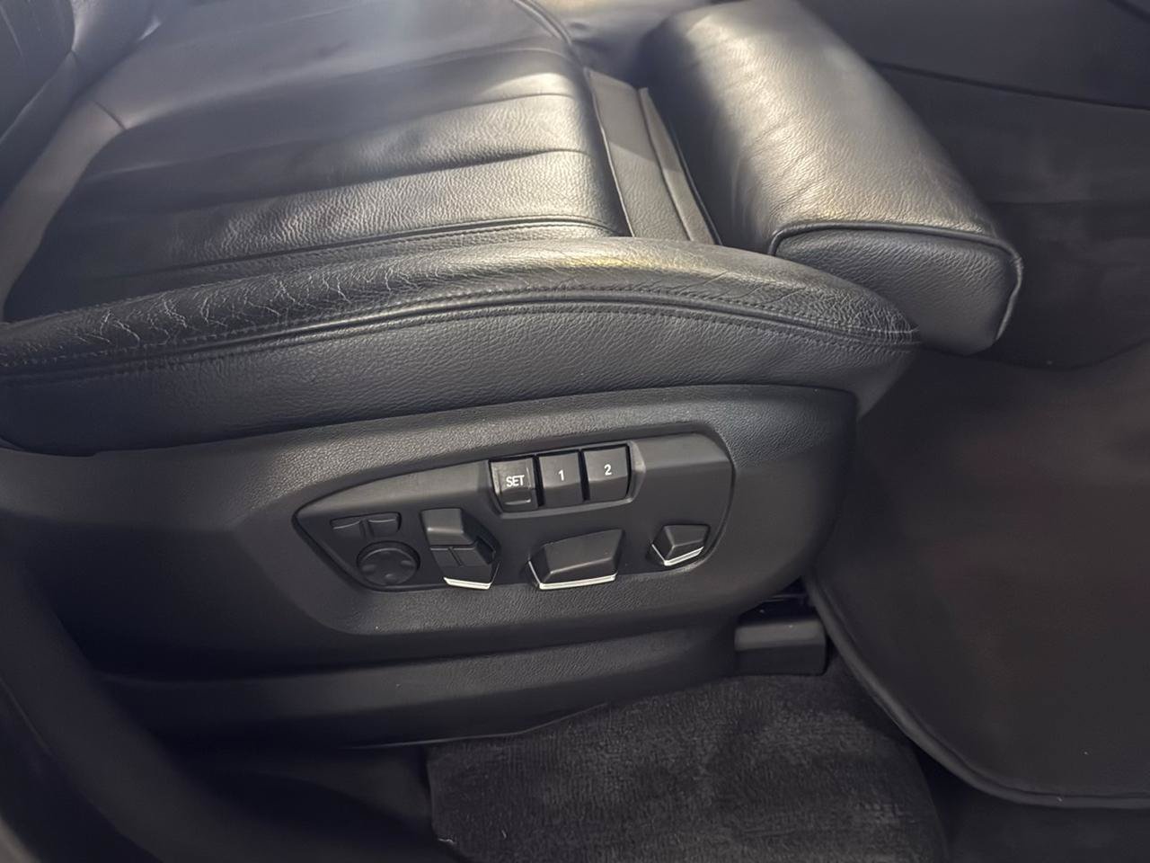 Used 2015 BMW X5 xDrive50i AWD/4WD image 55