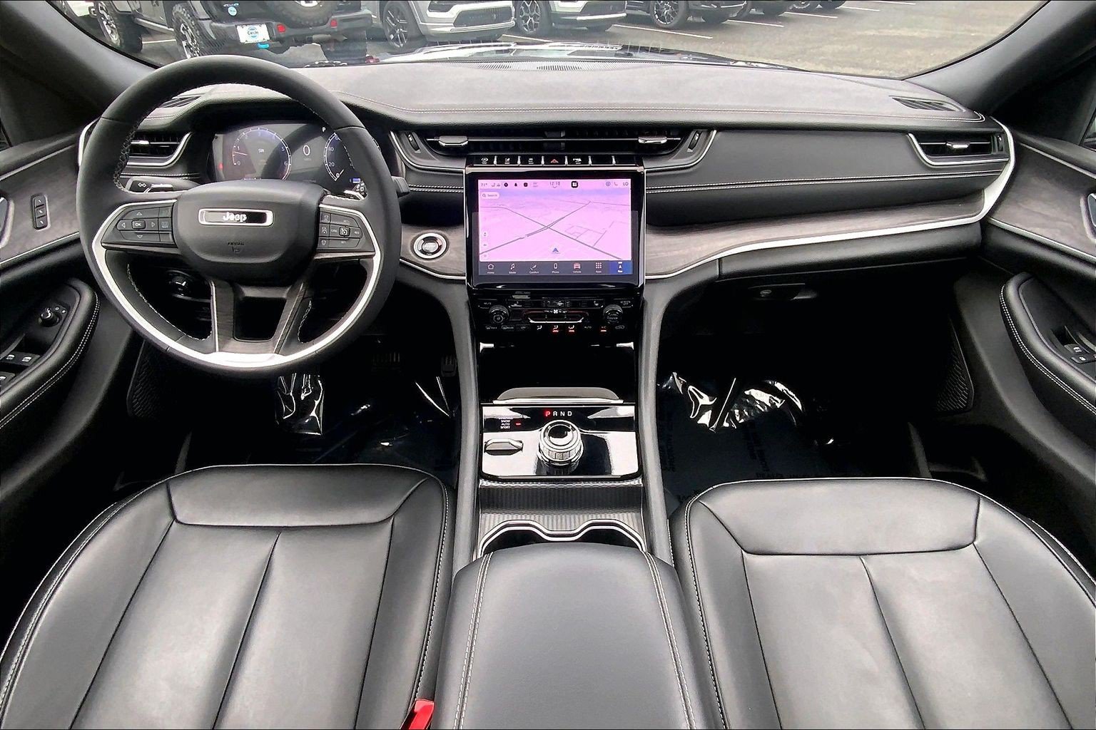 Certified 2024 Jeep Grand Cherokee Limited AWD/4WD image 14