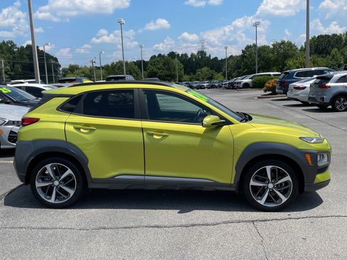 Used 2020 Hyundai Kona Limited FWD image 2