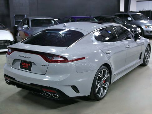 Used 2021 Kia Stinger GT1 image 12