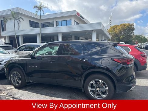 Used 2025 Chevrolet Blazer LT AWD/4WD image 1