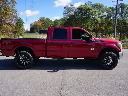 Used 2015 Ford F250 Lariat w/ Lariat Interior Package image 24