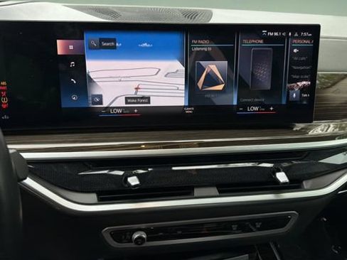 Used 2023 BMW X7 xDrive40i AWD/4WD image 31
