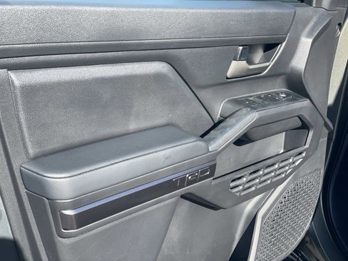 Used 2025 Toyota Tacoma TRD Off-Road w/ TRD Off Road Upgrade Package image 21