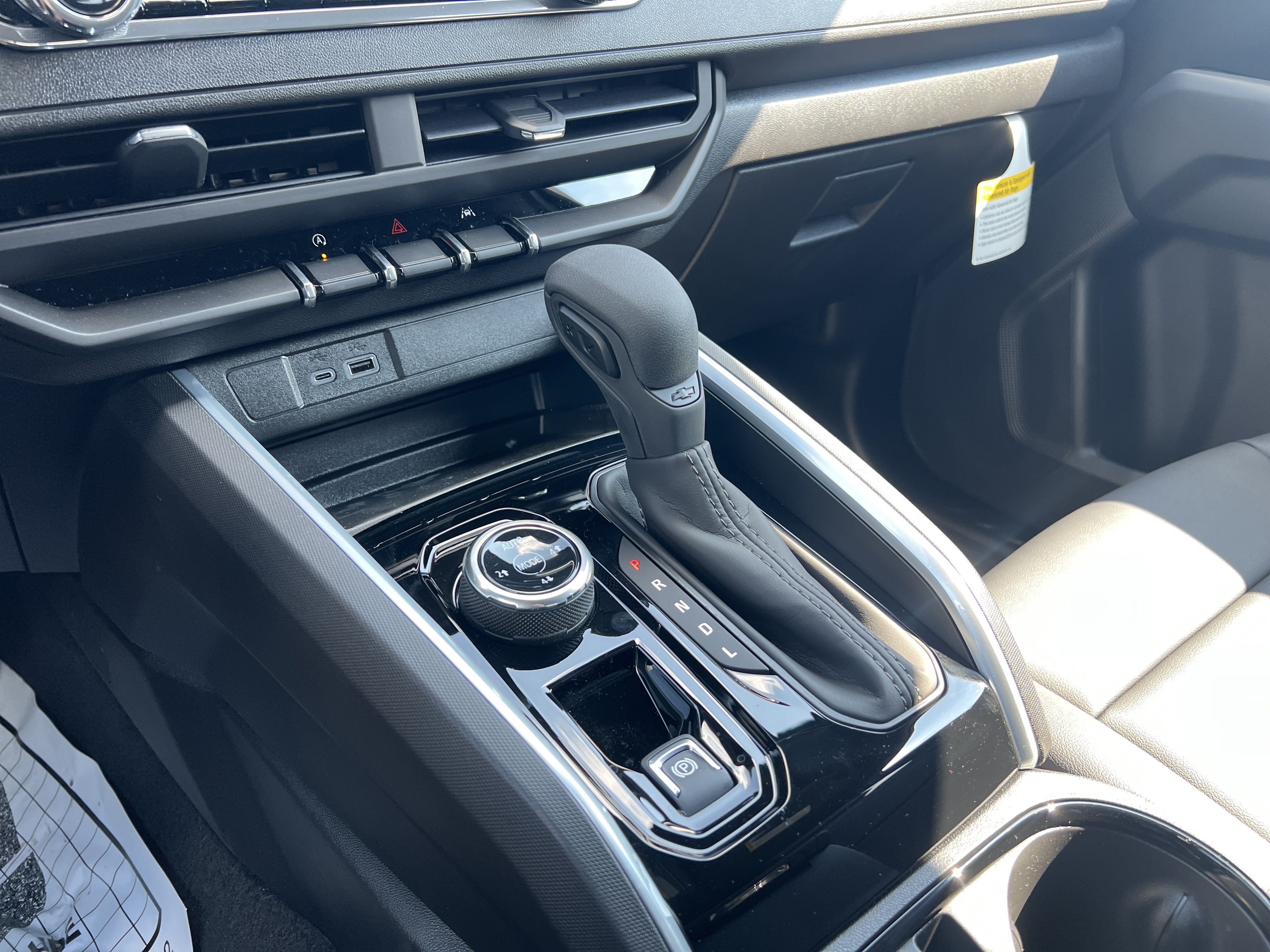 New 2026 Chevrolet Colorado Trail Boss AWD/4WD image 27