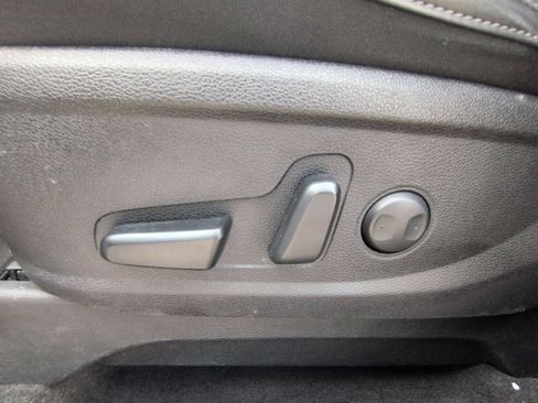 Used 2025 Kia Telluride S FWD image 14