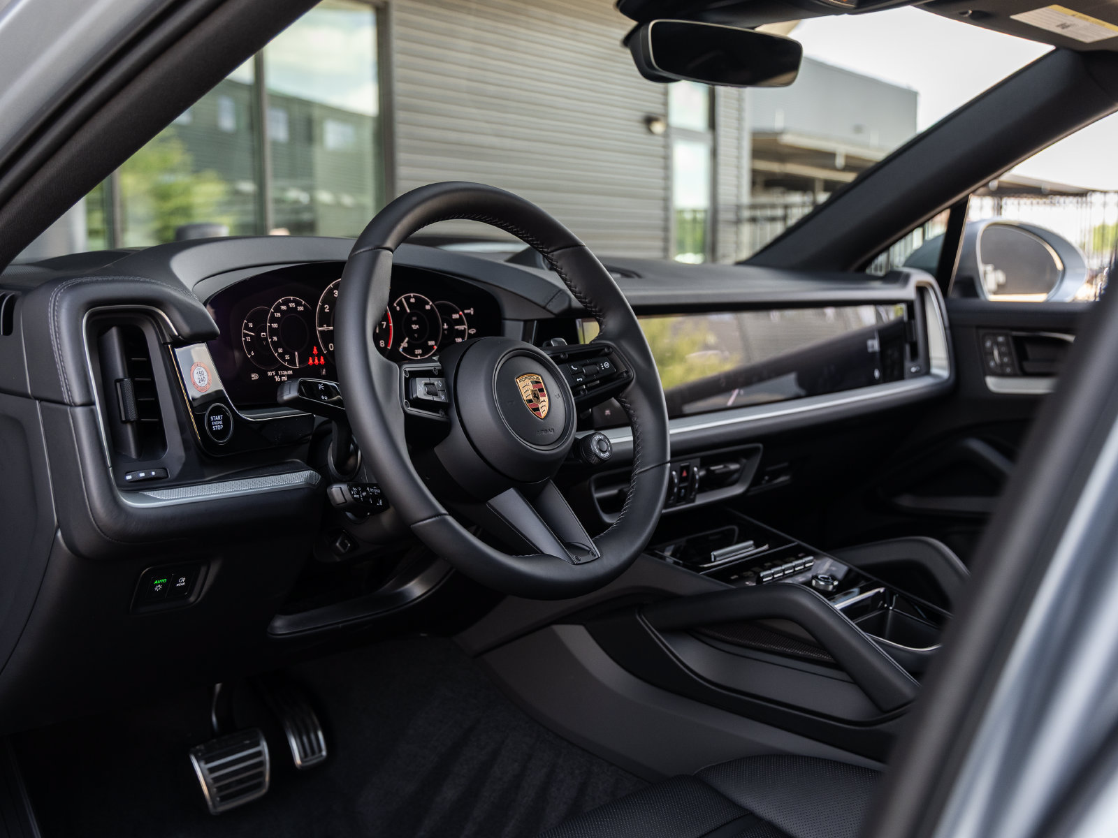 Certified 2026 Porsche Cayenne S AWD/4WD image 4