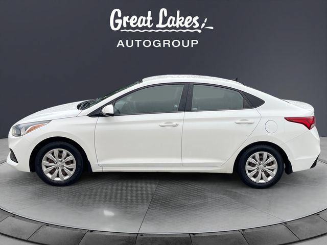 Used 2020 Hyundai Accent SE FWD image 2