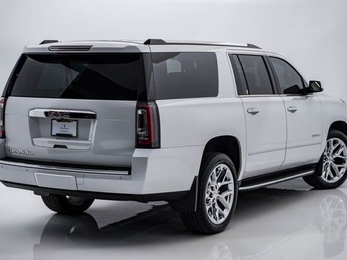 Used 2018 GMC Yukon XL Denali w/ Open Road Package image 11