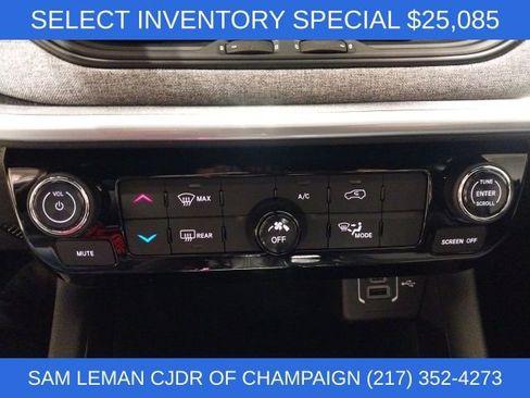 New 2026 Jeep Compass Latitude image 14