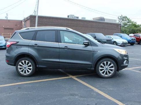 Used 2017 Ford Escape Titanium AWD/4WD image 5