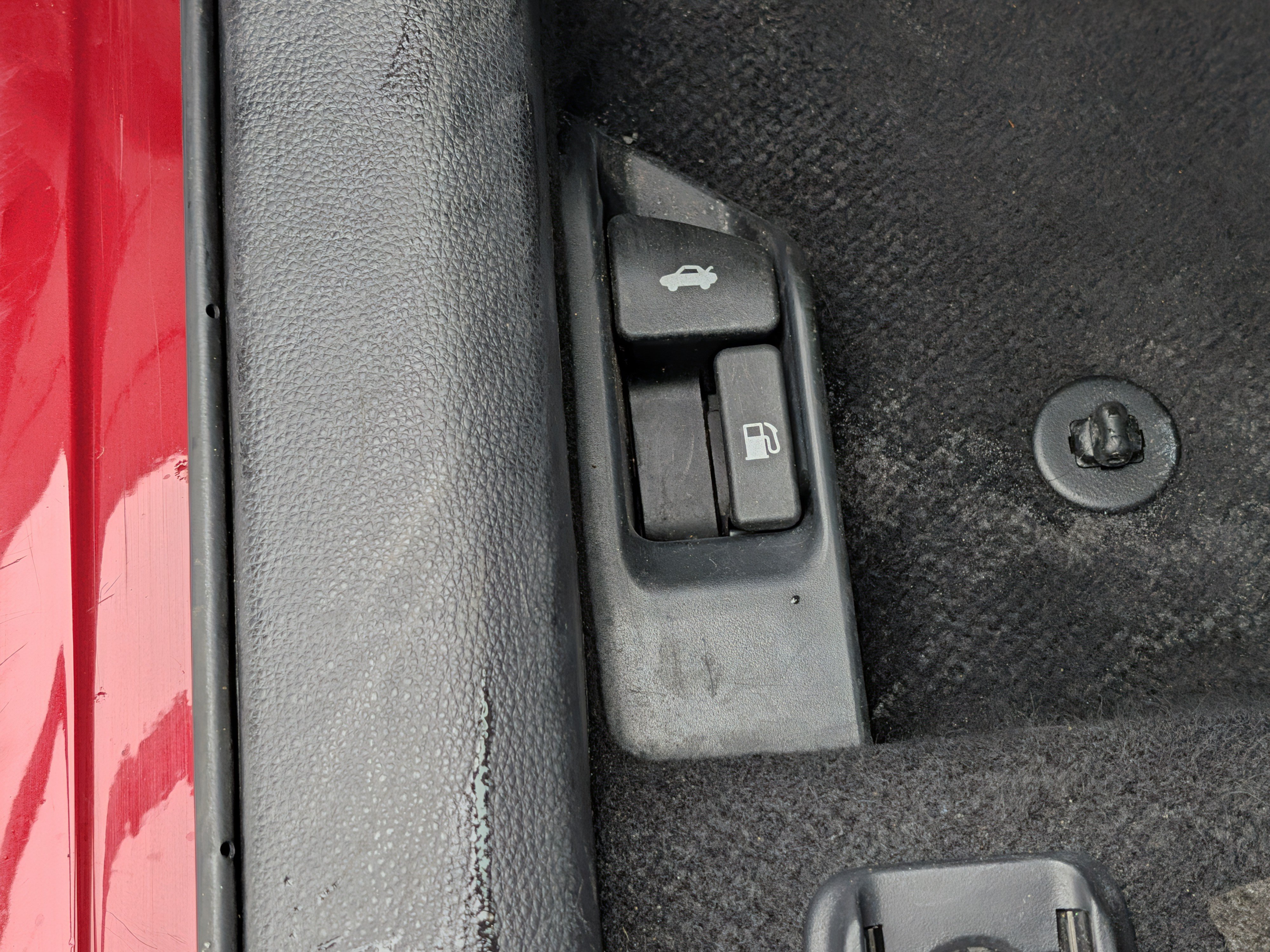 Certified 2025 Toyota Corolla LE FWD image 15
