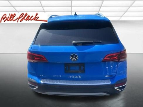 Used 2022 Volkswagen Taos SE FWD image 6