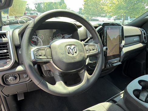 Used 2026 RAM 2500 Big Horn AWD/4WD image 25