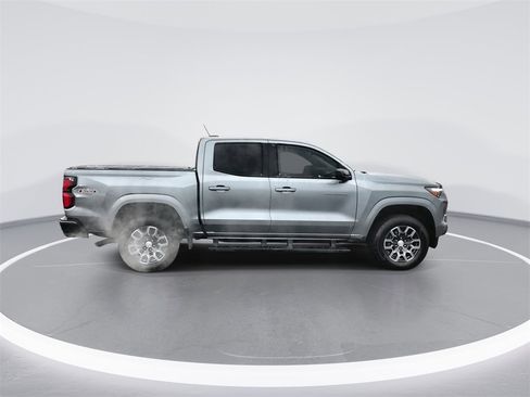 Used 2024 Chevrolet Colorado LT image 9