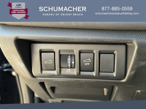 Certified 2025 Subaru Outback Limited AWD/4WD image 19