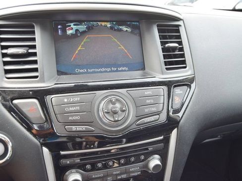 Used 2019 Nissan Pathfinder S AWD/4WD image 27