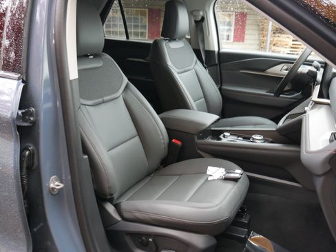 New 2026 Ford Explorer Active w/ Active Comfort Package image 29