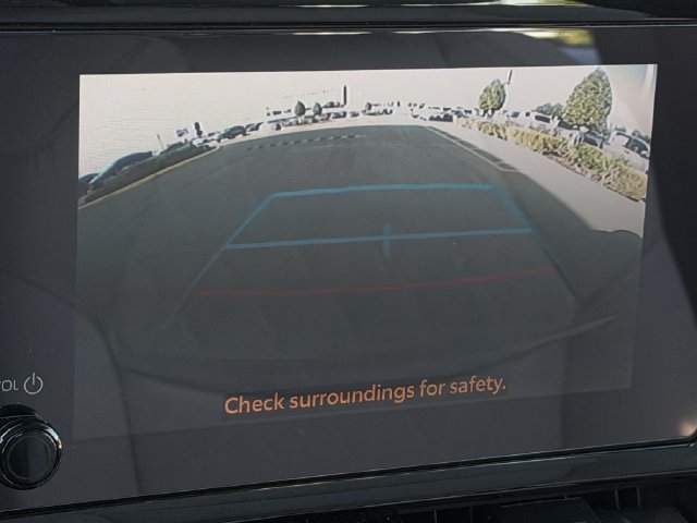 Used 2025 Toyota Corolla Cross L FWD image 19