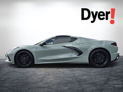 Used 2024 Chevrolet Corvette Stingray Coupe RWD image 7