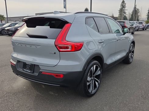 Certified 2025 Volvo XC40 B5 Plus w/ Climate Package image 2