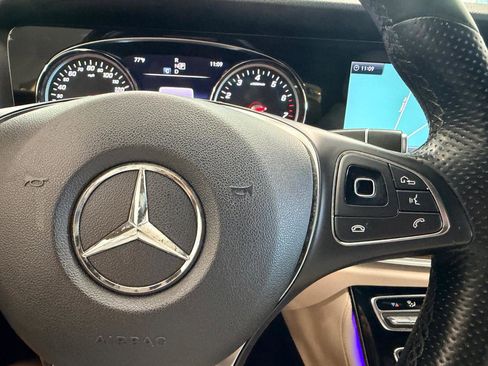 Used 2018 Mercedes-Benz E 300 image 39