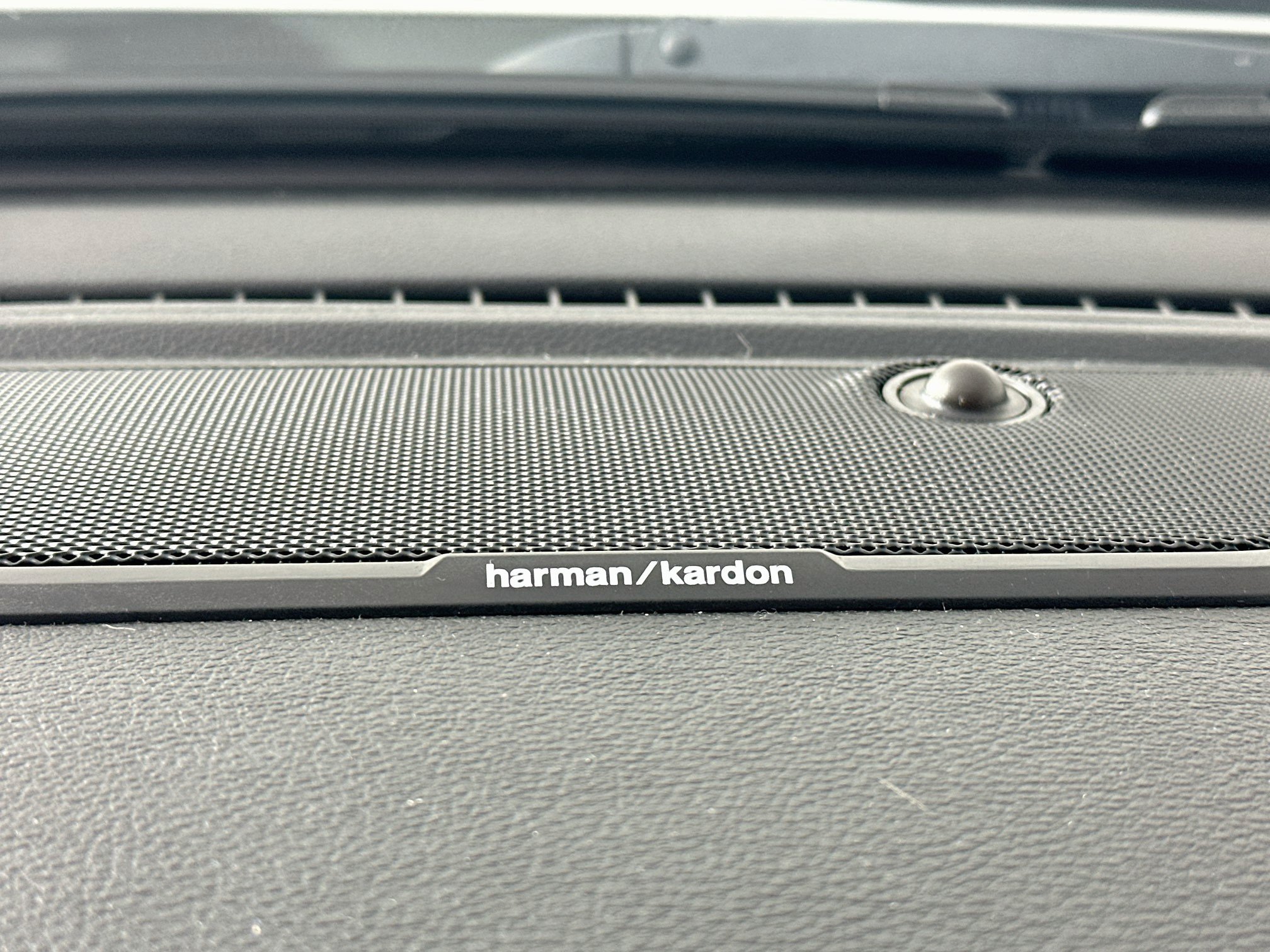 Used 2023 RAM 1500 Laramie AWD/4WD image 19