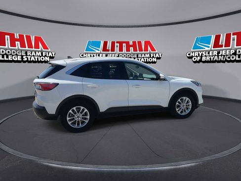 Used 2020 Ford Escape SE FWD image 8