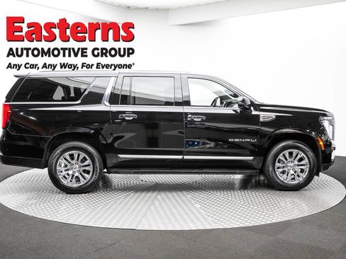 Used 2025 GMC Yukon XL Denali AWD/4WD image 4