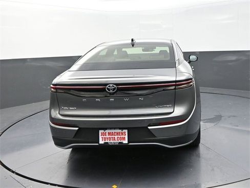 New 2026 Toyota Crown Limited w/ Advanced Technology Package image 6