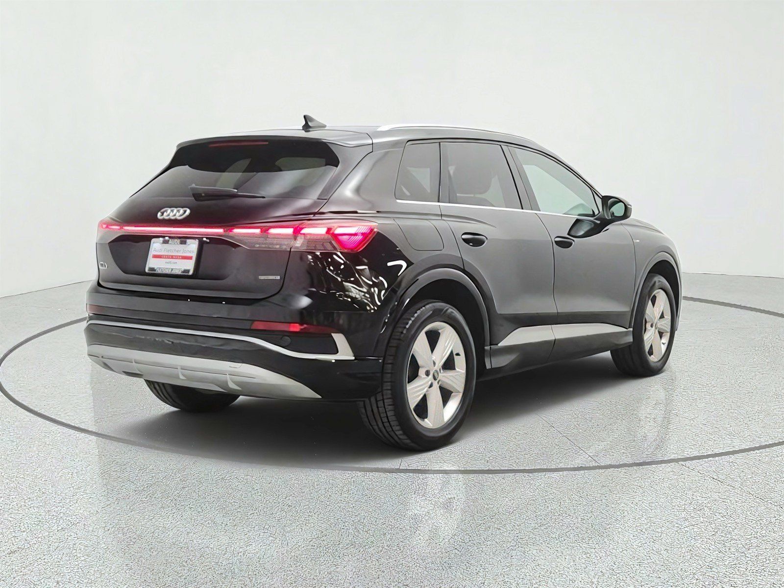 Used 2023 Audi Q4 e-tron Premium w/ Convenience Package AWD/4WD image 5