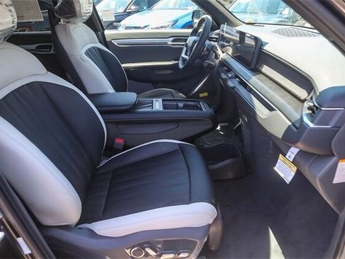 New 2026 Kia EV9 GT-Line image 16