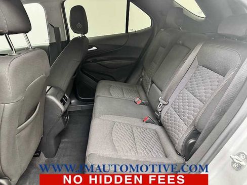 Used 2020 Chevrolet Equinox LT image 16