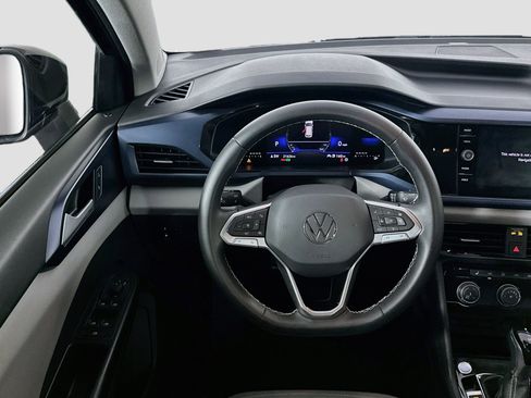 Used 2023 Volkswagen Taos SE w/ Black Wheel Package FWD image 17
