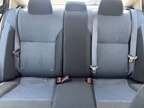 Used 2025 Nissan Versa SV FWD image 36