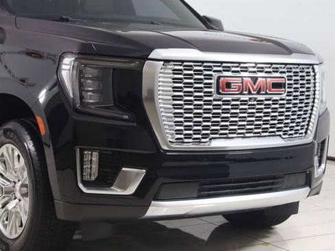 Used 2021 GMC Yukon Denali w/ Advanced Technology Package AWD/4WD image 40