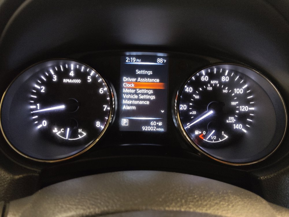 Used 2017 Nissan Rogue S FWD image 23