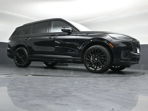 Certified 2025 Lincoln Aviator Reserve w/ Equipment Group 201A AWD/4WD image 37