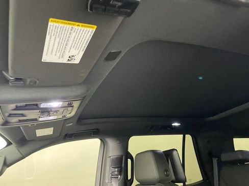 Certified 2023 Chevrolet Tahoe Z71 w/ Luxury Package AWD/4WD image 9